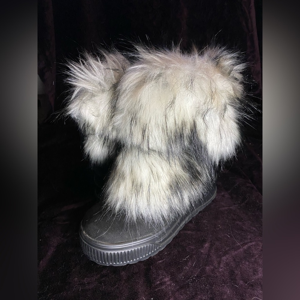 Coal Abominable Baddie Faux Fur Boots dolls kill